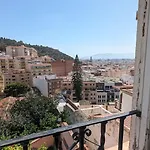 Victoria 2* Μάλαγα
