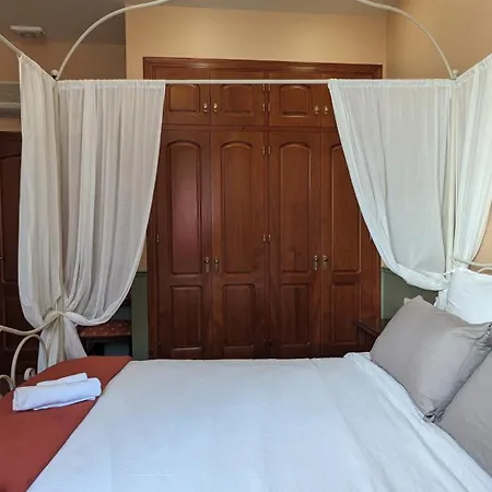Victoria Hotel