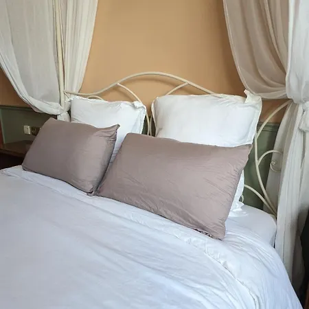Victoria 2* Málaga