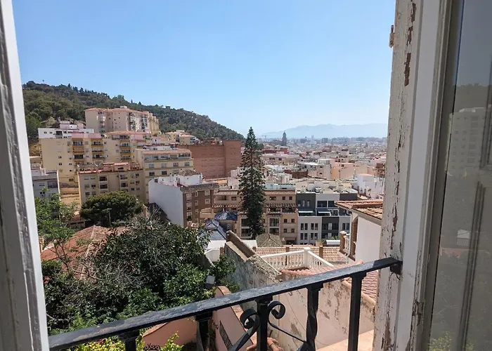 Victoria 2* Malaga