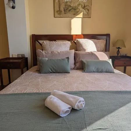 Victoria Hotel 2*